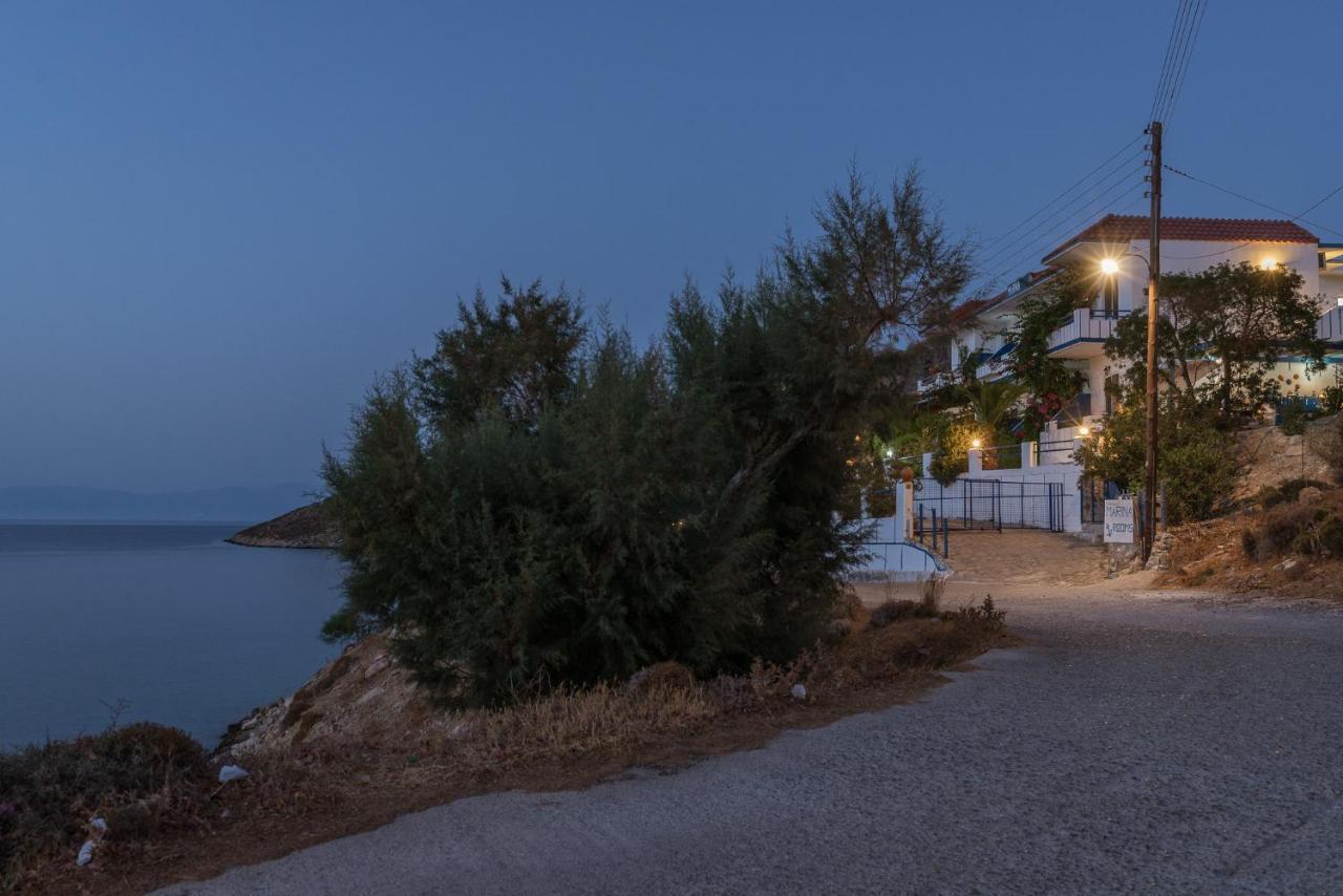 Antoniadi Rooms Livadia  Exterior photo